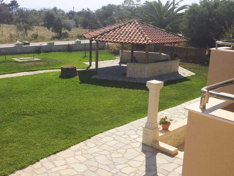 ניאה סקיוני Paradisos Apartments מראה חיצוני תמונה